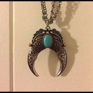 Turqoise Horn Necklace