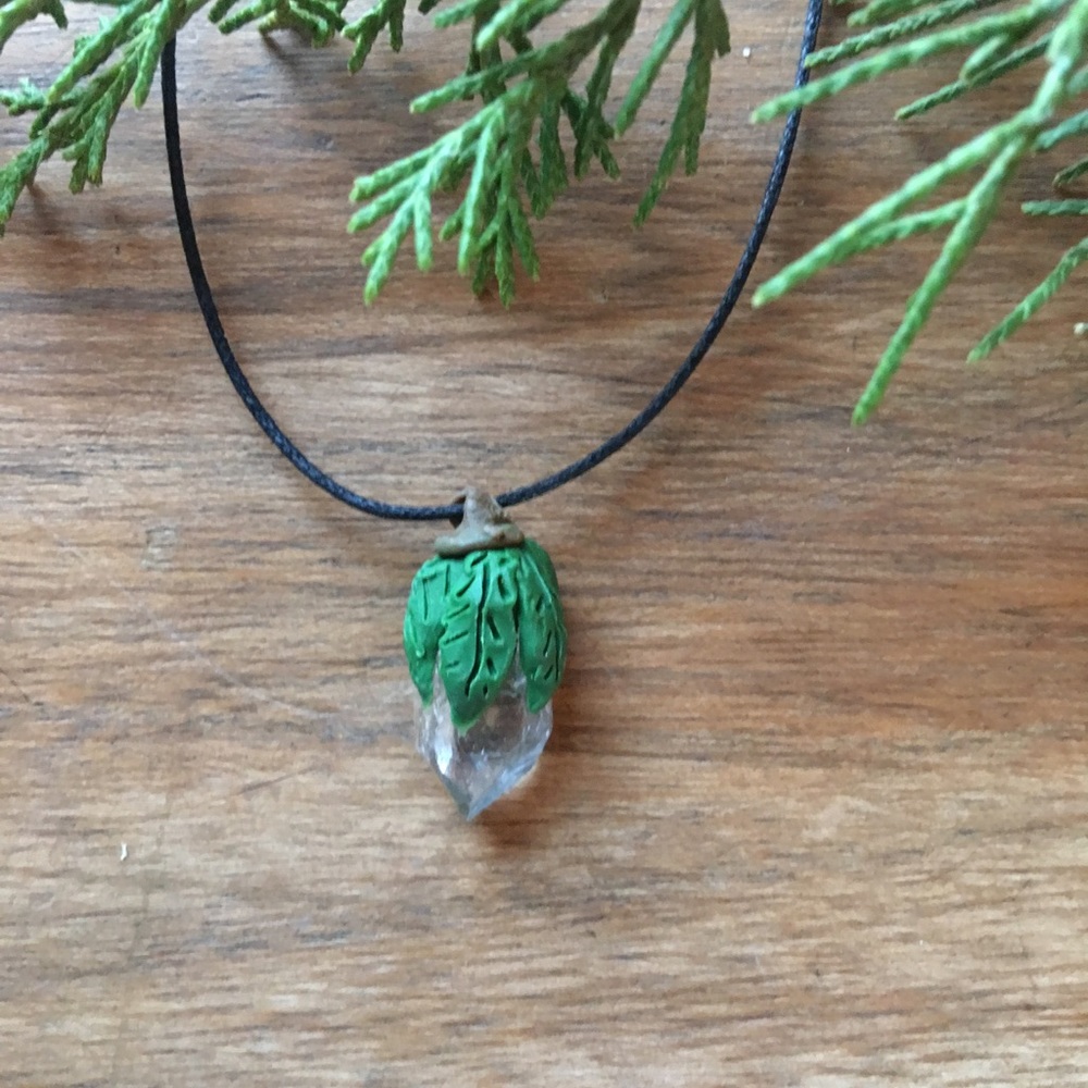 Leaf Crystal Clay Necklace