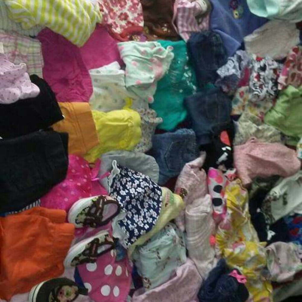 Huge lot of 70+ pieces of baby girl clothes