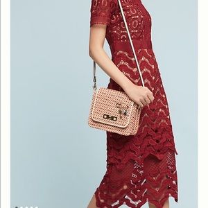 Meet your Posher, Faria