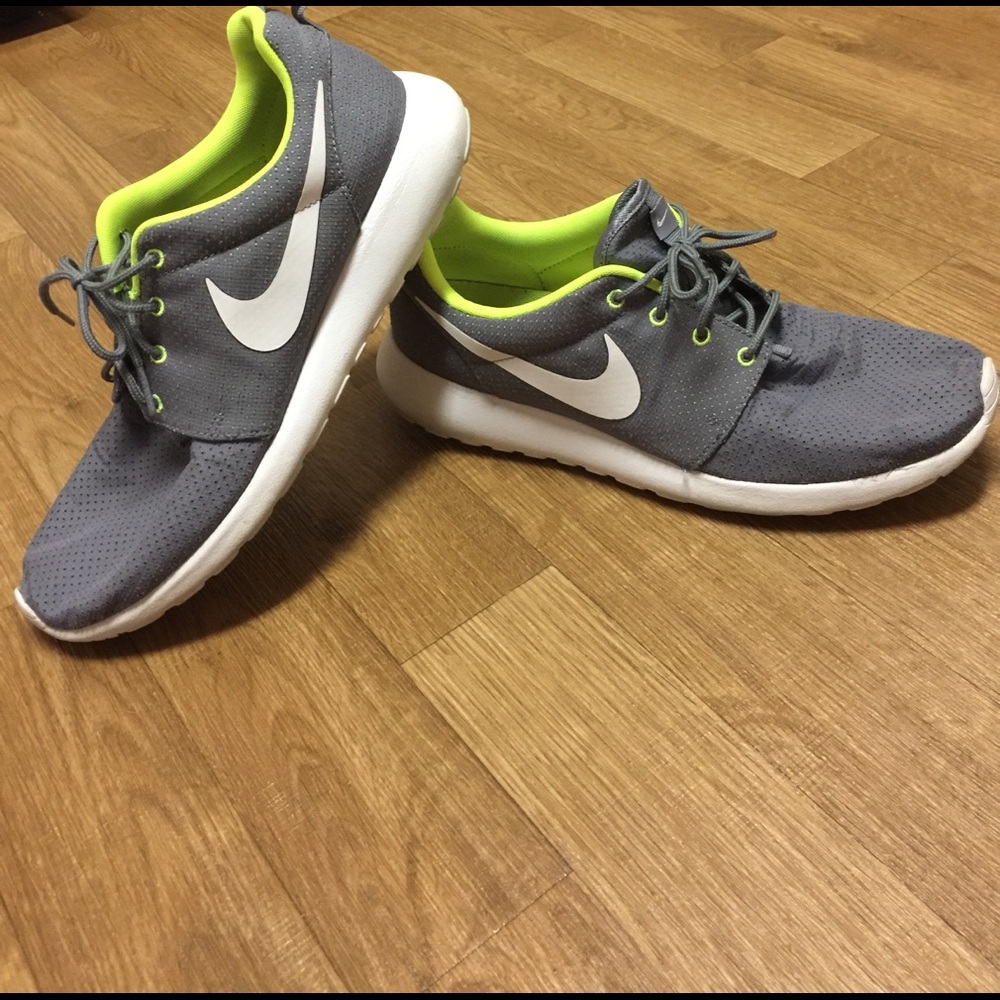 Nike Roshe Running shoes