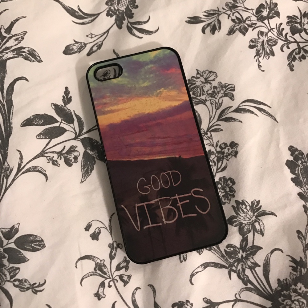 iPhone 5 Good Vibes Case