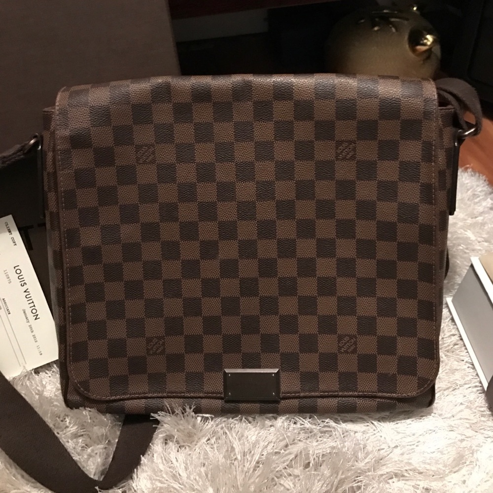 Louis Vuitton messenger bag
