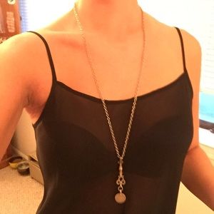 Silver pendant necklace