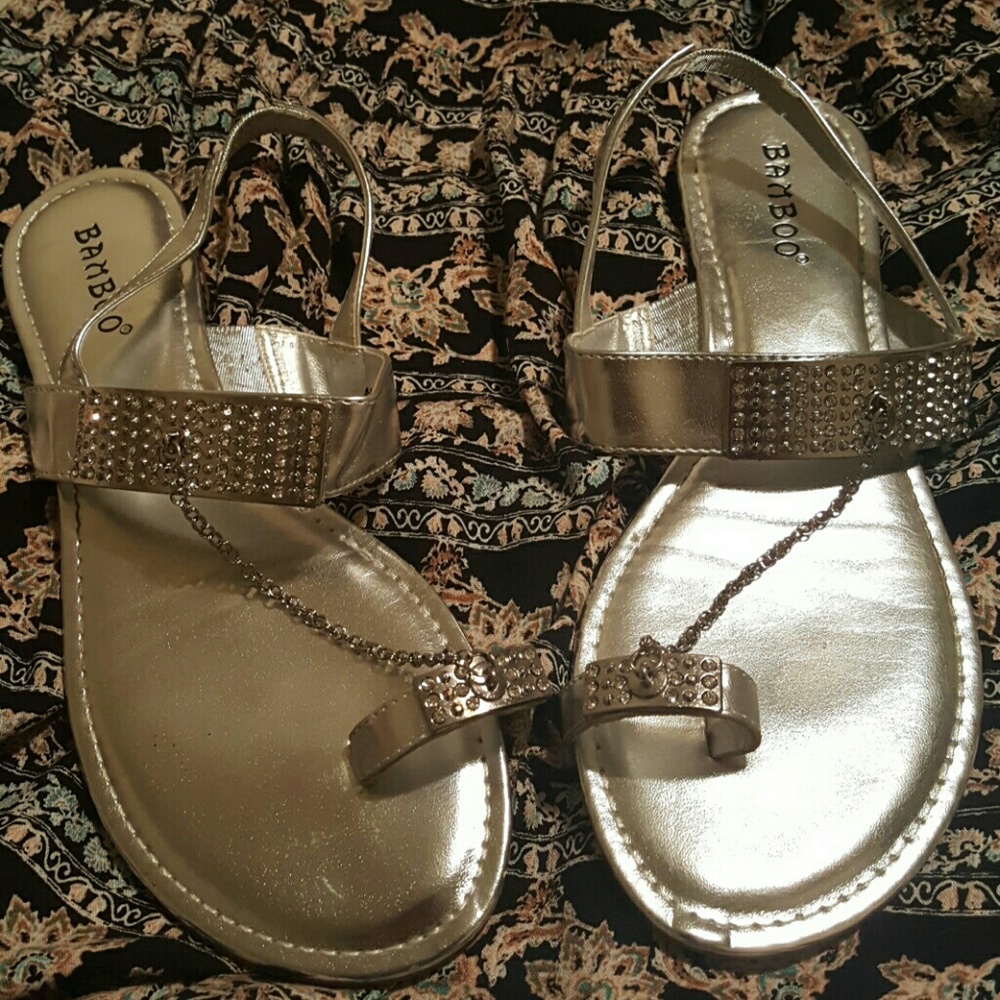 Bamboo sandals