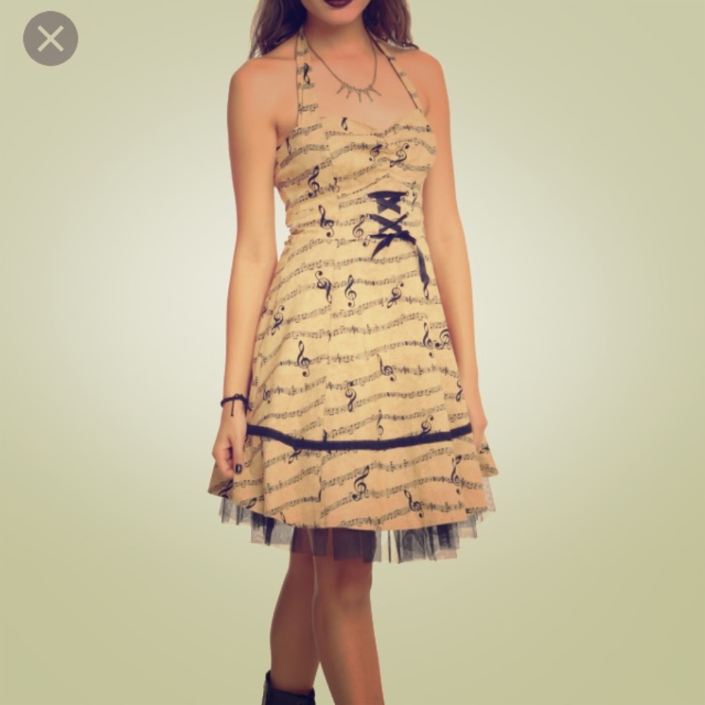 Adorable Hot Topic musical note dress! 🎼👗