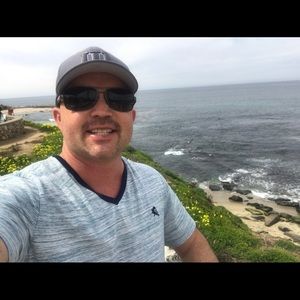 Meet your Posher, Bret