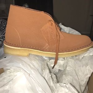Desert boot dark tan