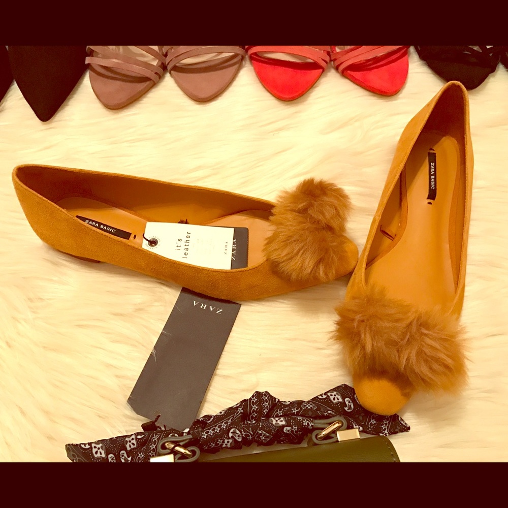 ZARA Leather Pompom Ballerinas Flats.