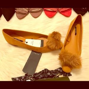 ZARA Leather Pompom Ballerinas Flats.
