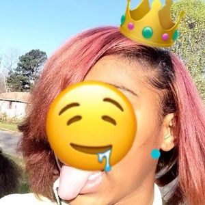 Meet your Posher, Brandy