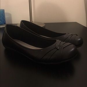 🚨FINAL MARKDOWN🚨Espirit Black Flats