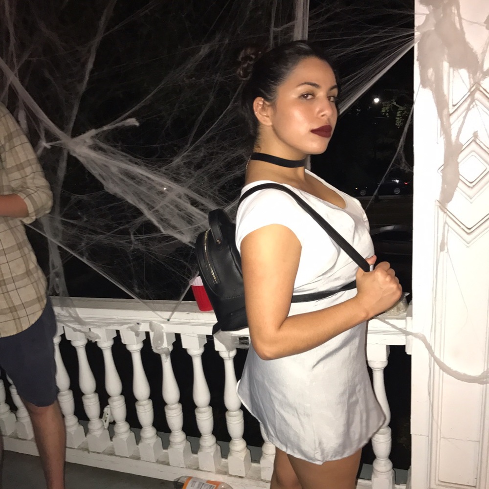 Meet your Posher, Gabriela