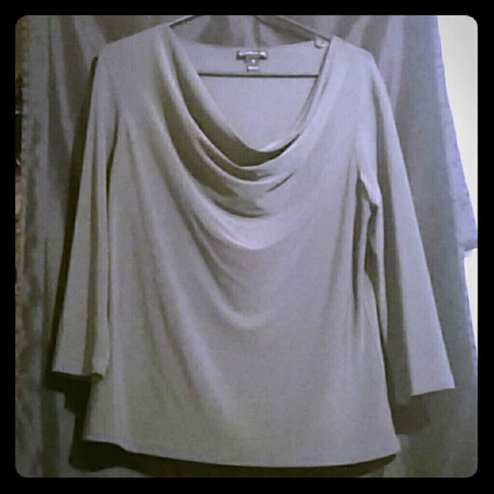 Grey 3/4 Sleeve Shirt