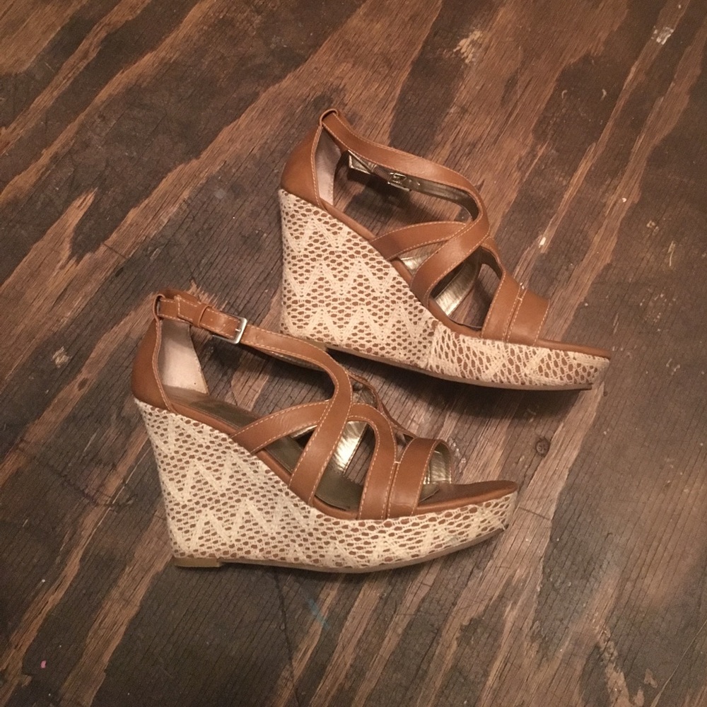 Cream and tan wedged heel