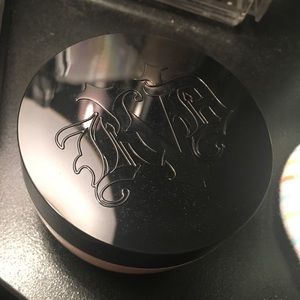 ❎SOLD❎ Kat Von D Lock-It Setting Powder
