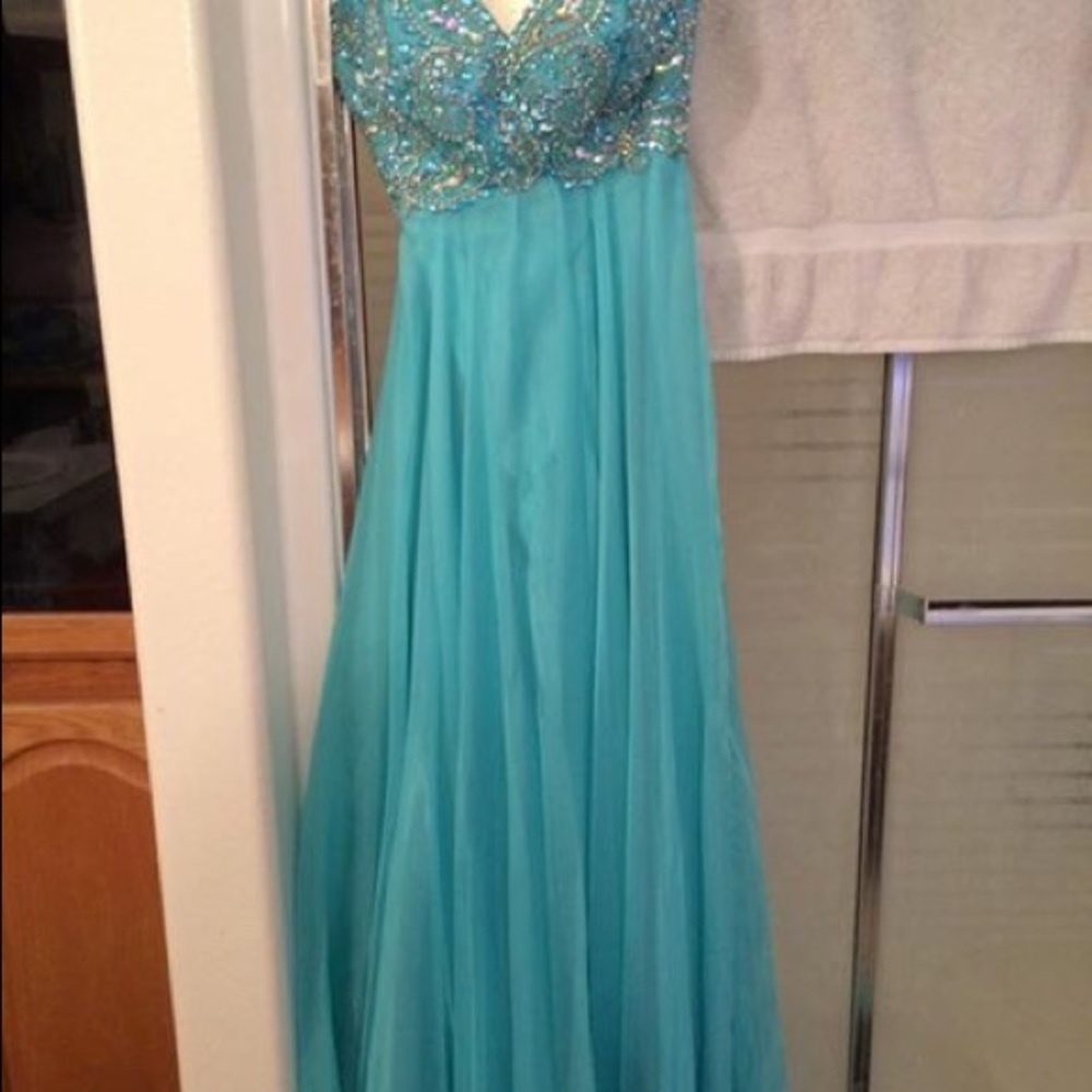 Blue prom dress
