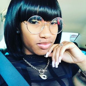 Meet your Posher, Wilberneisha