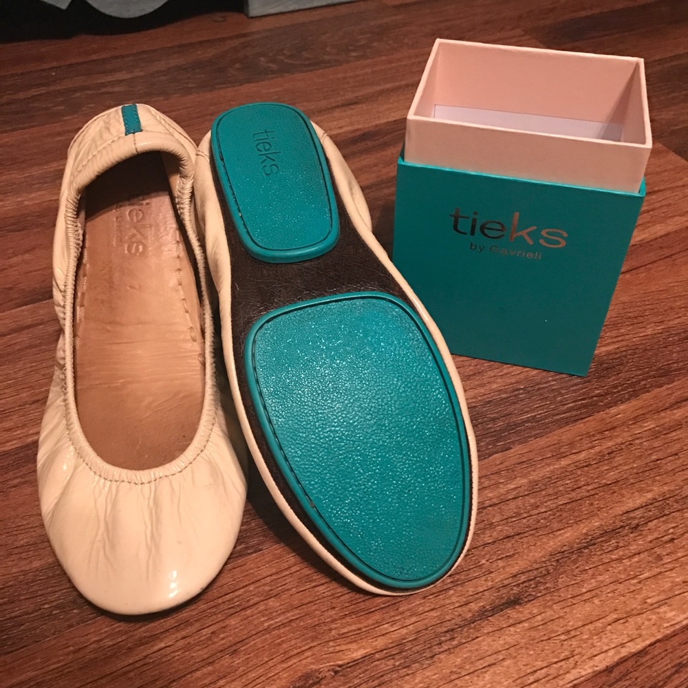 Tieks Nude Patent Sz 7