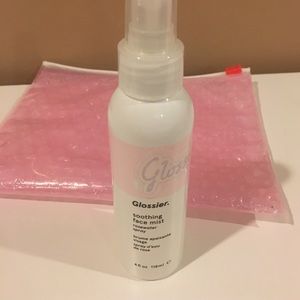 Glossier soothing face mist rose water 🌹