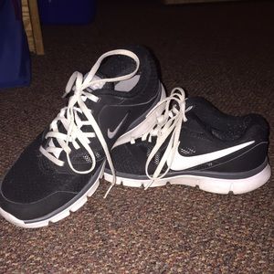 Nike Flex Experience RN 3
