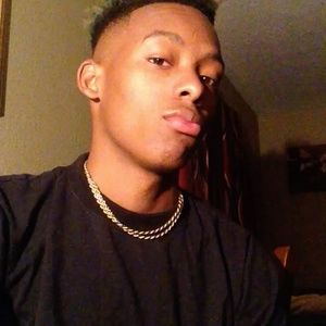 Meet your Posher, Bill