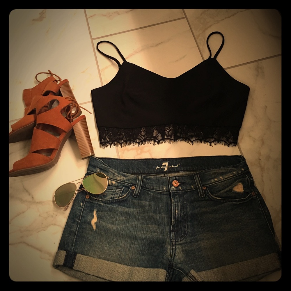 Black crop top