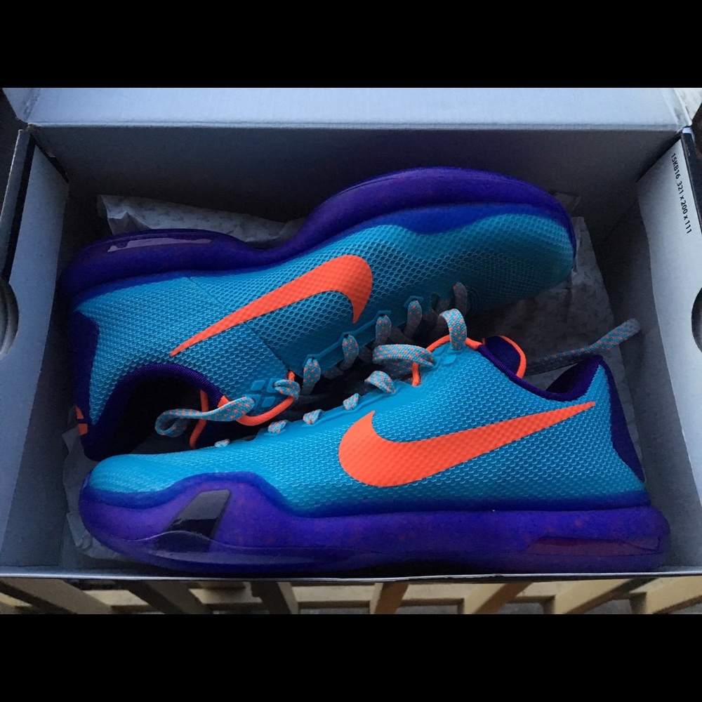 DS Nike Kobe sz7 Promo Sample