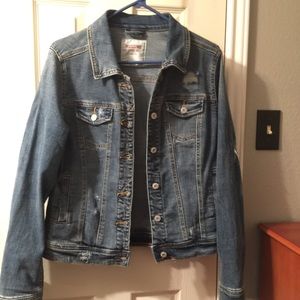 Mossimo distressed jean jacket sz L