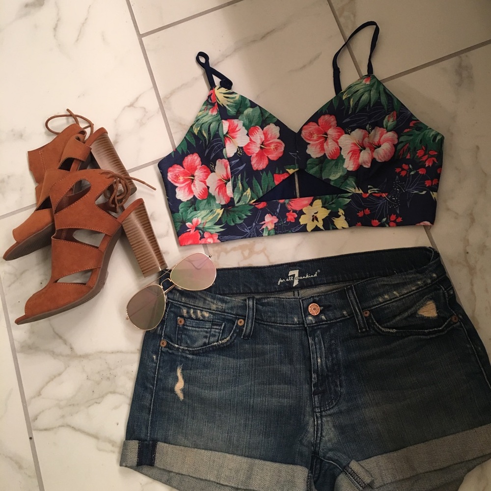 Floral crop top