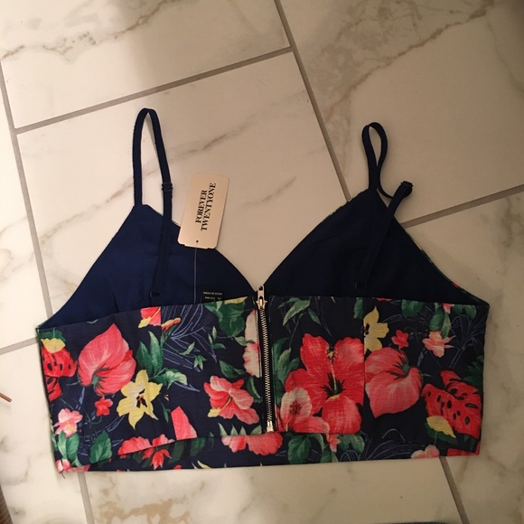 Floral crop top - Picture 5 of 5