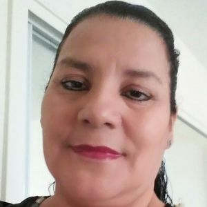 Meet your Posher, Maria elena