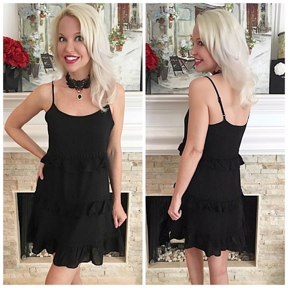 Black Scoop Neck Ruffled Shift Dress. FLASH SALE - Picture 2 of 2