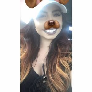 Meet your Posher, Adriana