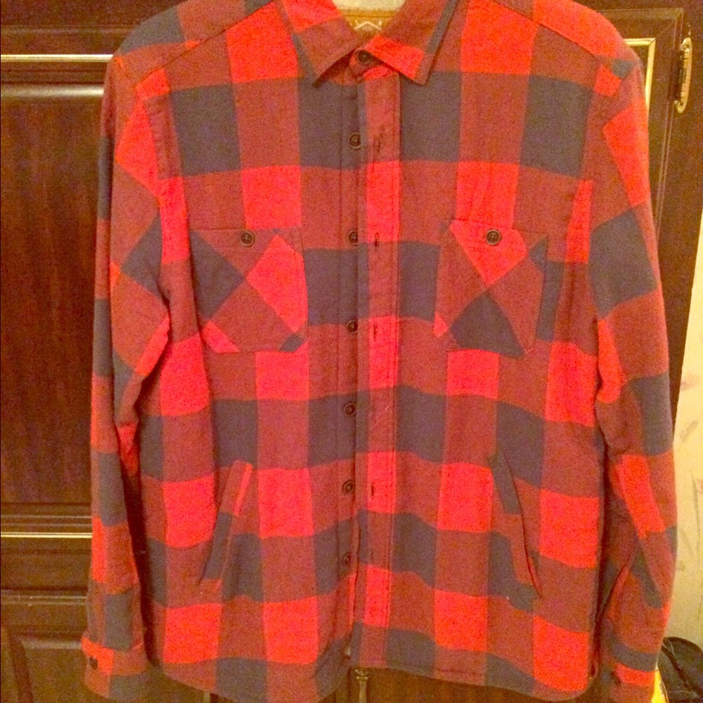 Plaid jacket with fleece on the inside