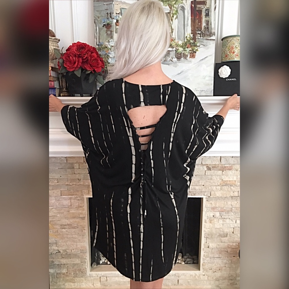 Black Scoop Neck Tie Dye Tunic Dress! - Picture 2 of 3