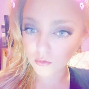 Meet your Posher, Monika