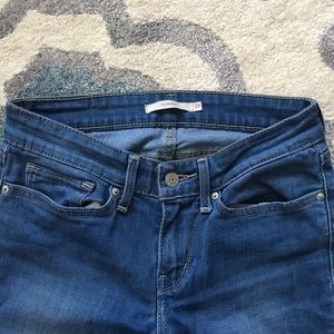 levi's 711 skinny jeans