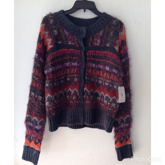⛔️SOLD⛔️Free people pattern yarn cardi - Picture 2 of 3