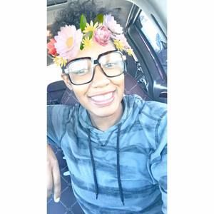 Meet your Posher, Kira