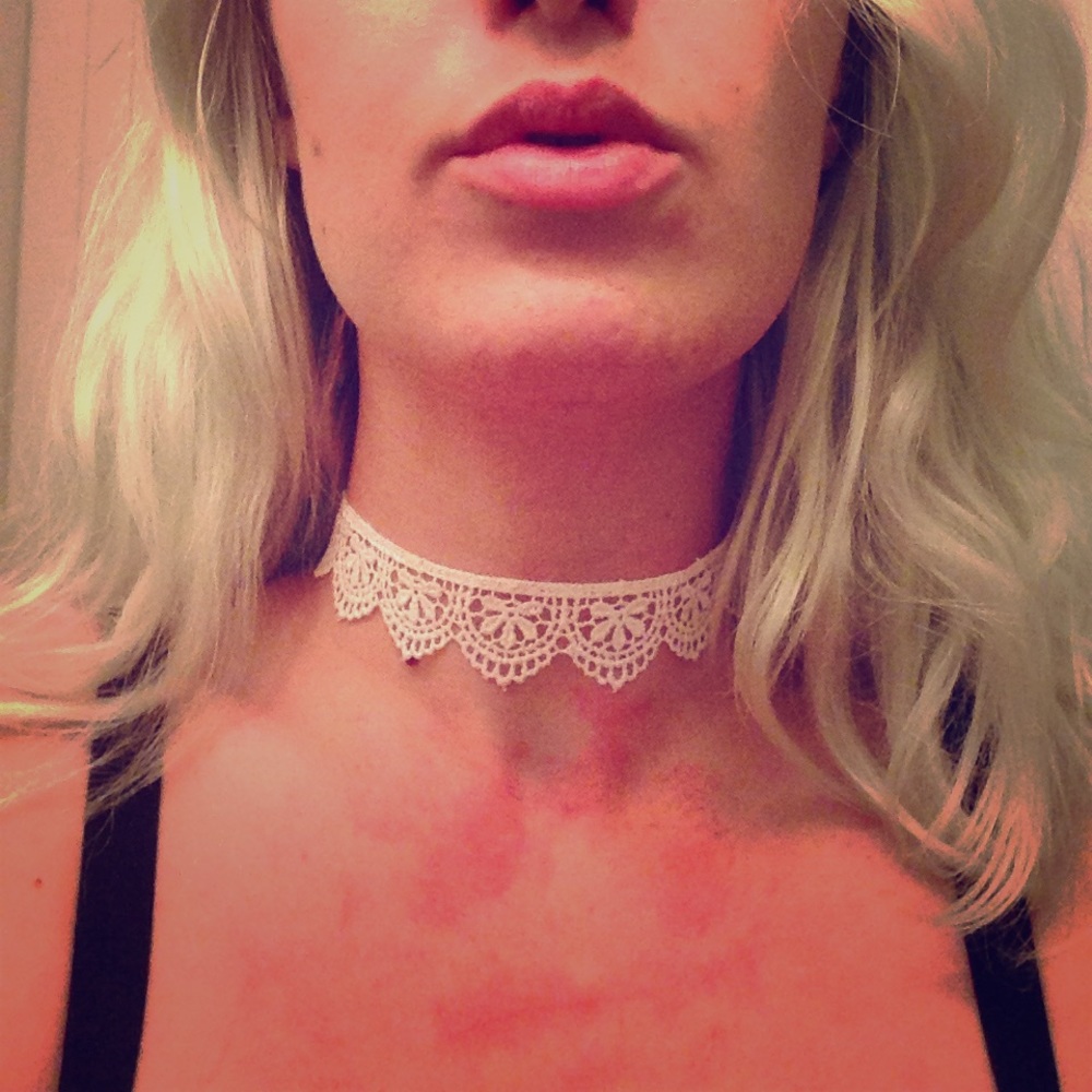 White Lace Trim Adjustable Choker Necklace NWT