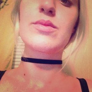 Black Velvet Adjustable Choker Necklace - NWT 💜