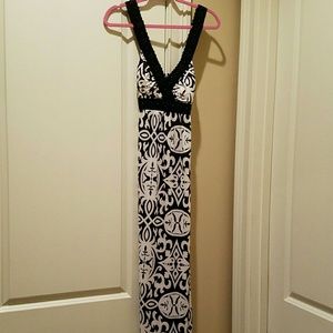 INC black and white maxi