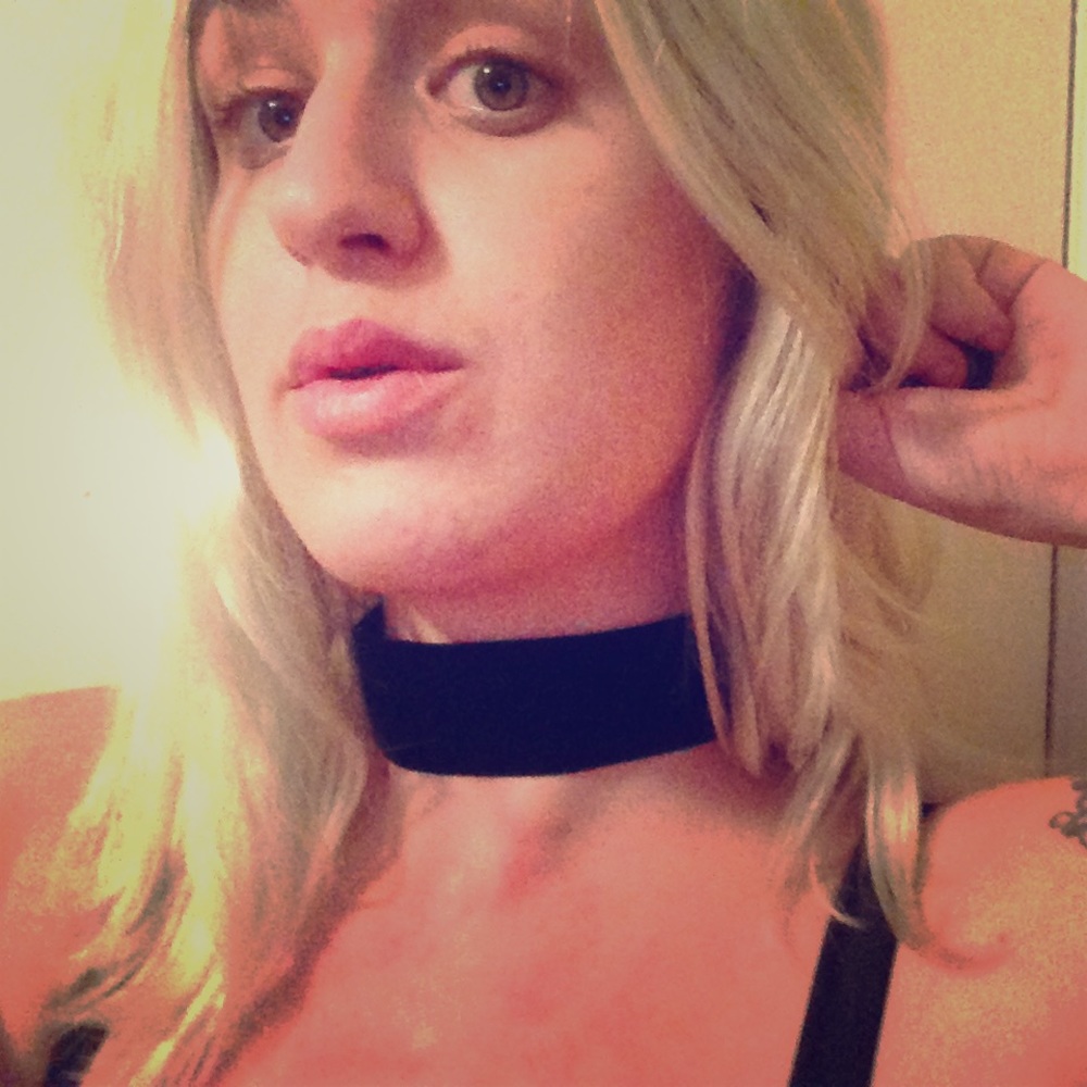 Thick Black Velvet Adjustable Choker Necklace NWT