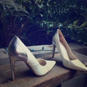 Rock and republic pumps
