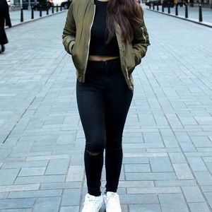 Zara black slit at knee jeans