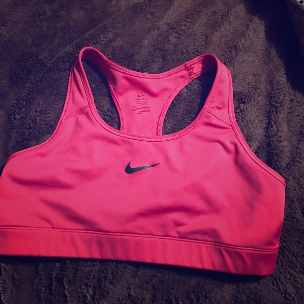 Nike dri-fit sports bra