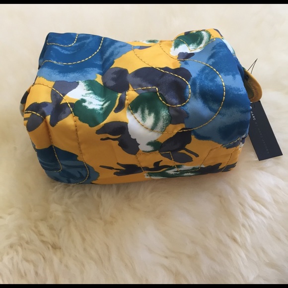 Marc By Marc Jacobs Cosmetic Case - Picture 5 of 7