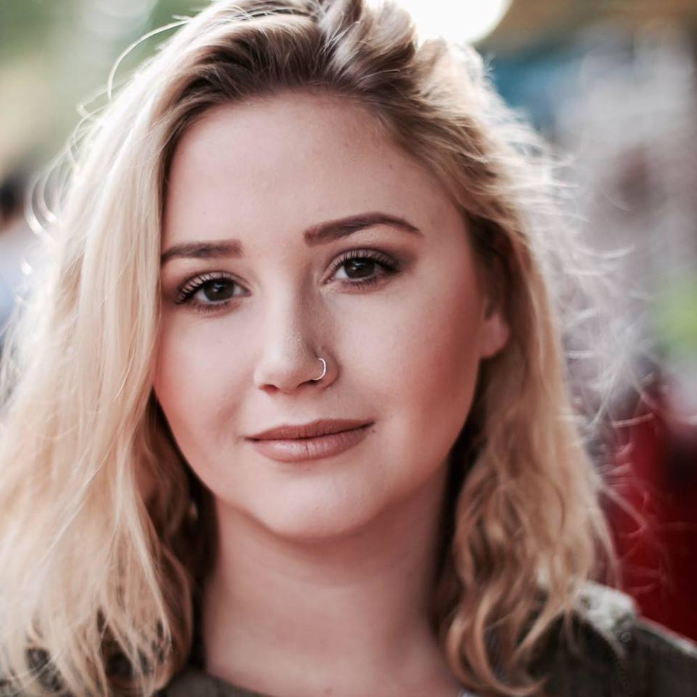 Meet your Posher, Riley