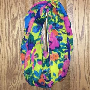 NWOT Aerie Floral Print Infinity Scarf